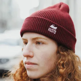 Шапка Kusto One бордовая с вышивкой