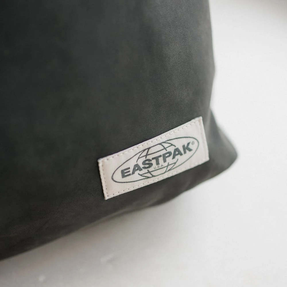 Рюкзак EASTPAK Up Roll Upgrained Black - фото 11