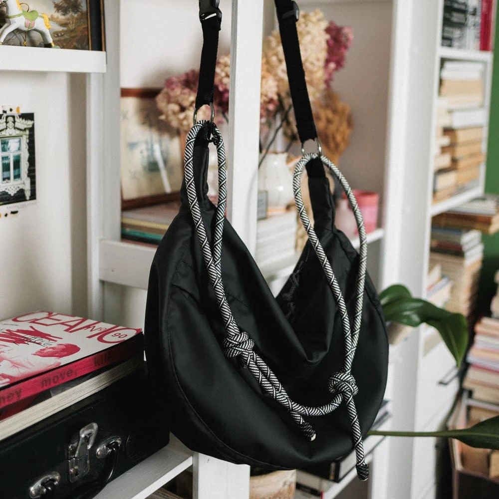 Сумка Friend Function ИЗИ черная прорезиненная - фото 2