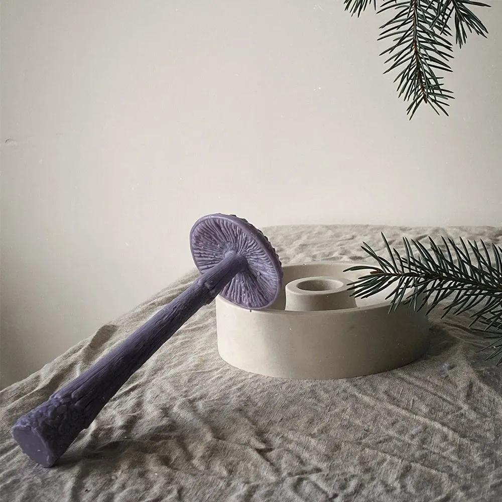 Ароматическая свеча Unification Love Гриб шляпкой вниз лиловый - фото 2