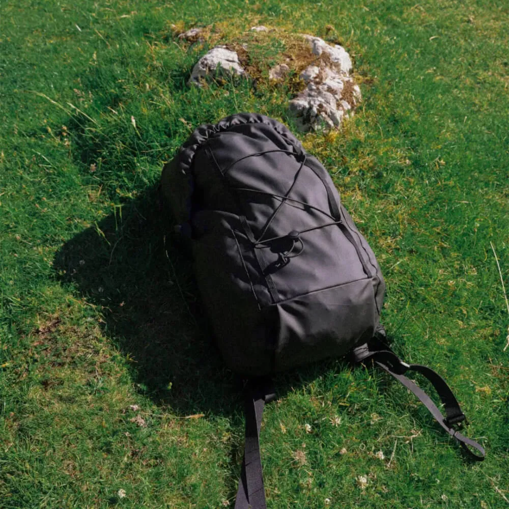 Рюкзак ELLIKER Kiln Hooded Zip Top 22L Black - фото 2