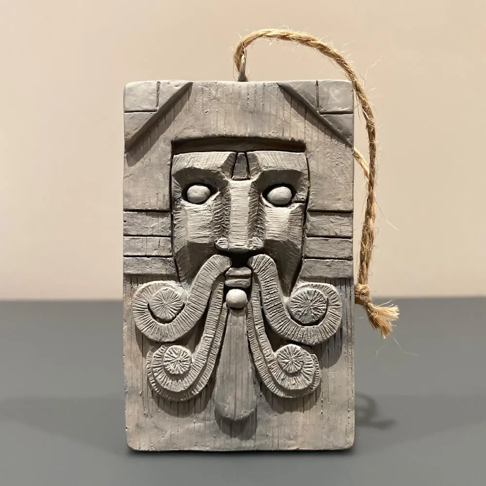 Новогодняя игрушка Urban Context - Лицо с дома Сагалова - фото 1