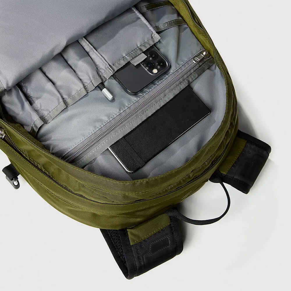 Рюкзак The North Face Borealis Classic Forest Olive-TNF Black - фото 7