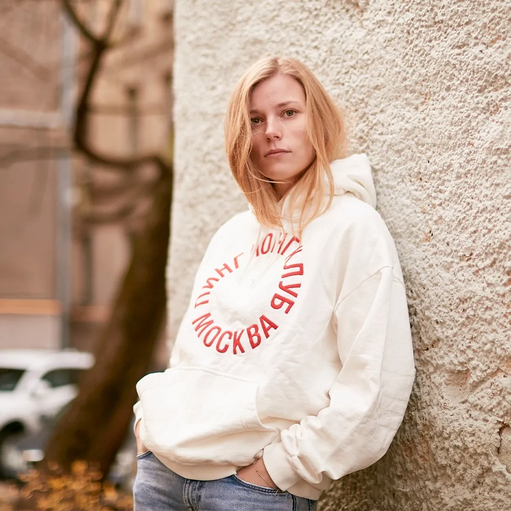 Худи Ping Pong Club Moscow Big Logo белый c красной вышивкой - фото 3