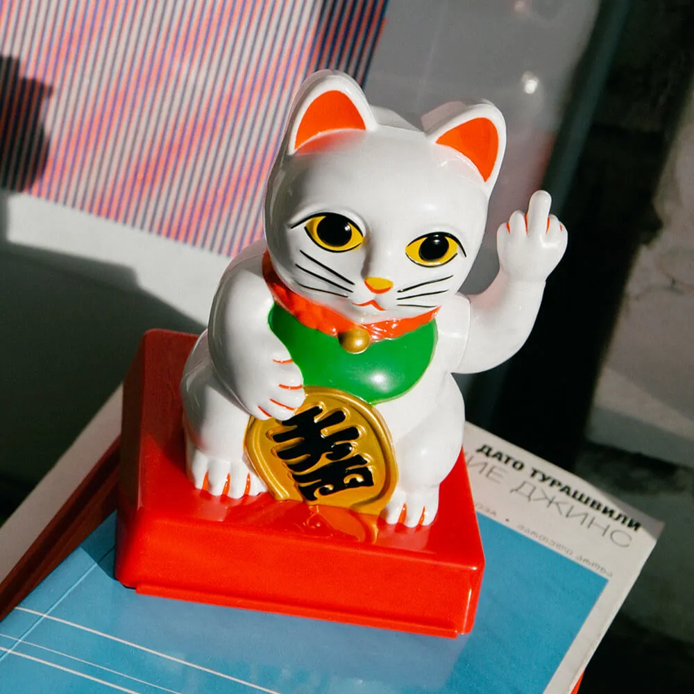 Манэки-нэко - Кот удачи со сменной лапой - фото 7