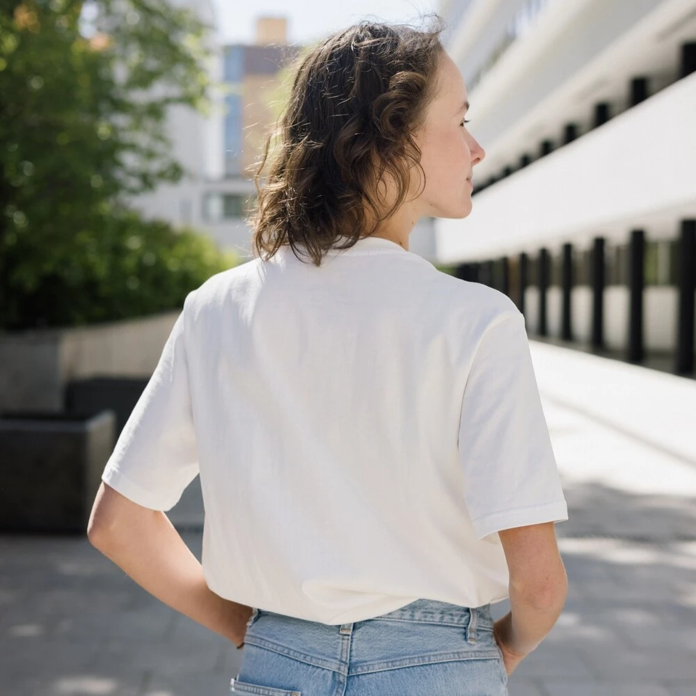 Футболка Friend Function Mas Amor белая - фото 6