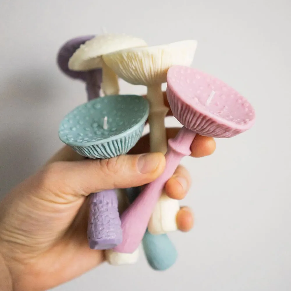 Ароматическая свеча Unification Love Гриб шляпкой вверх сизый - фото 7