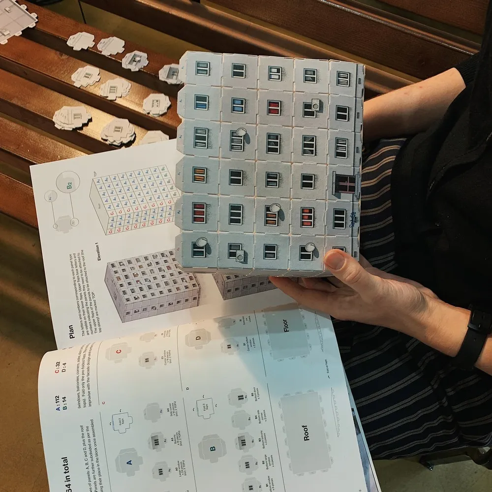 Книга-конструктор Zupagrafika Panelki (Панельки) - фото 10