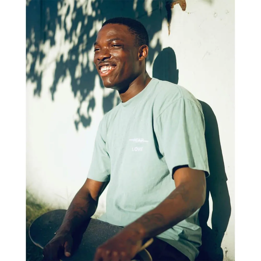 Футболка Akomplice Love Over Fear Embroidered Slate Green - фото 7