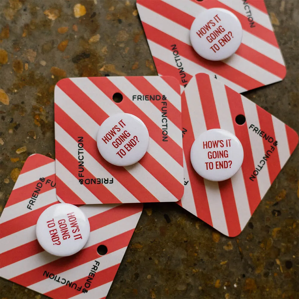 Значок How's it going to end? - фото 5