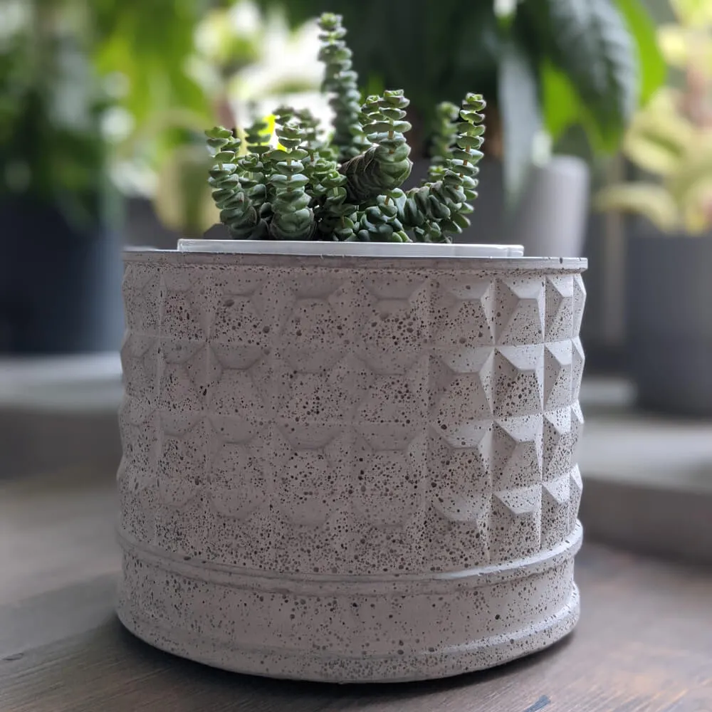 Бетонное кашпо в виде забора ПО-2 серое - фото 2