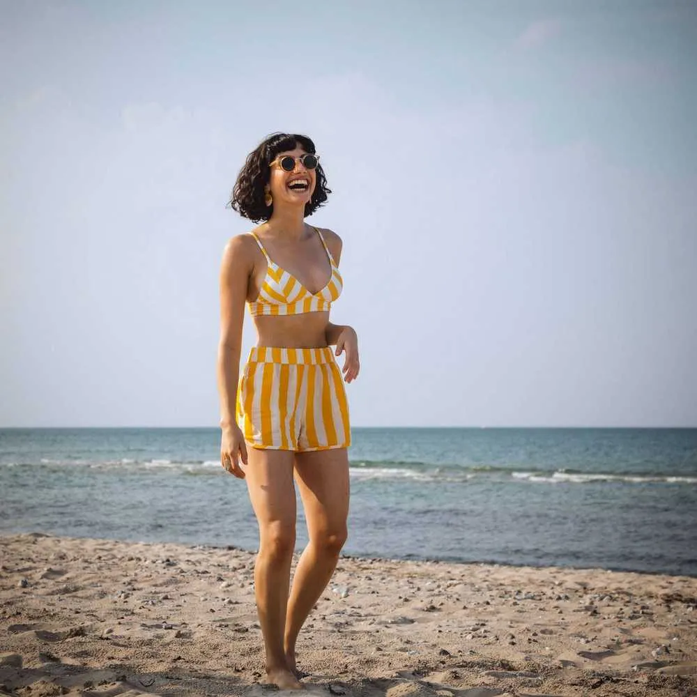 Шорты Dedicated Sandvika Big Stripes Yellow - фото 2