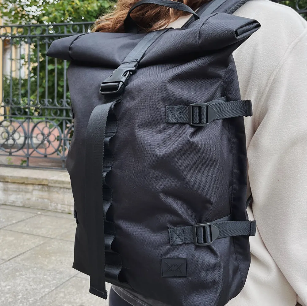 Рюкзак Молодость Roll Top черный - фото 2