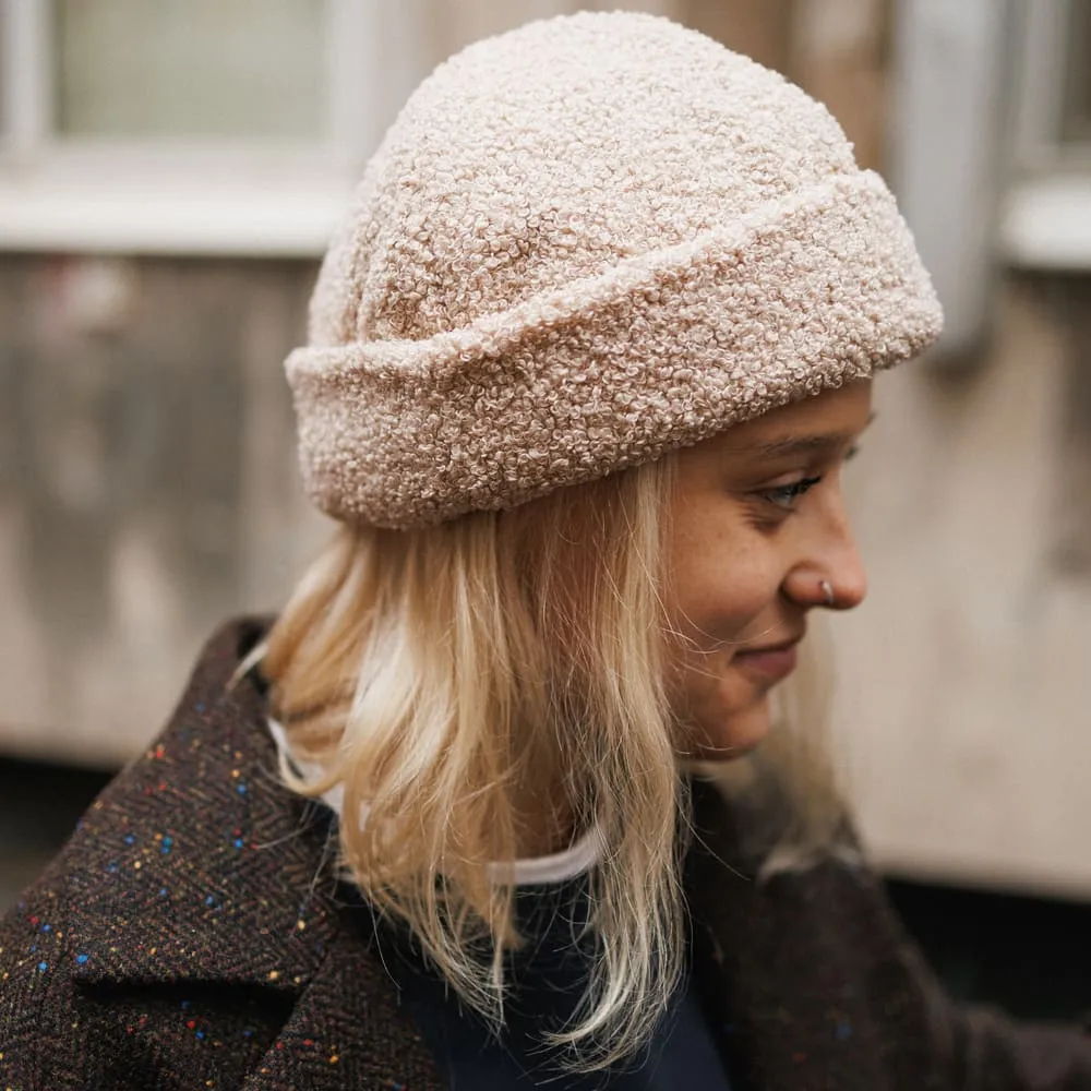 Барашковая шапка тюбетейкового типа Friend Function бежевая - фото 4