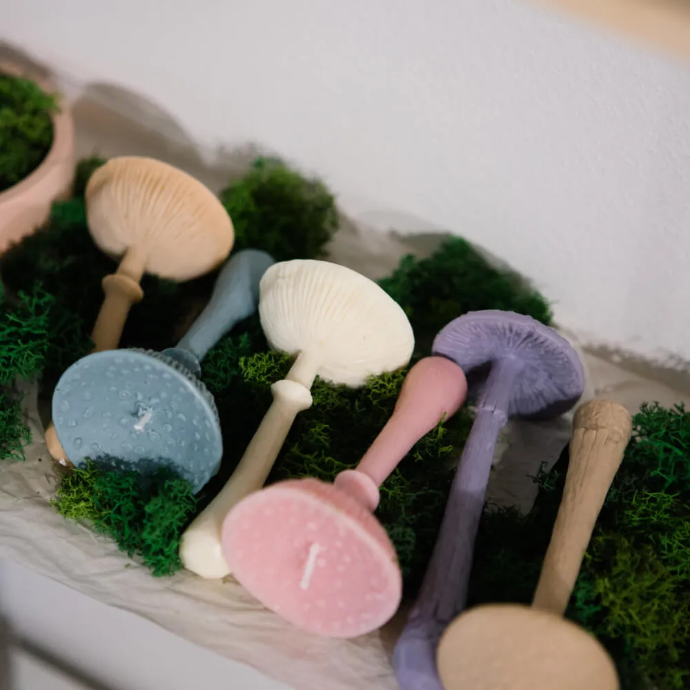 Ароматическая свеча Unification Love Гриб шляпкой вверх сизый - фото 10