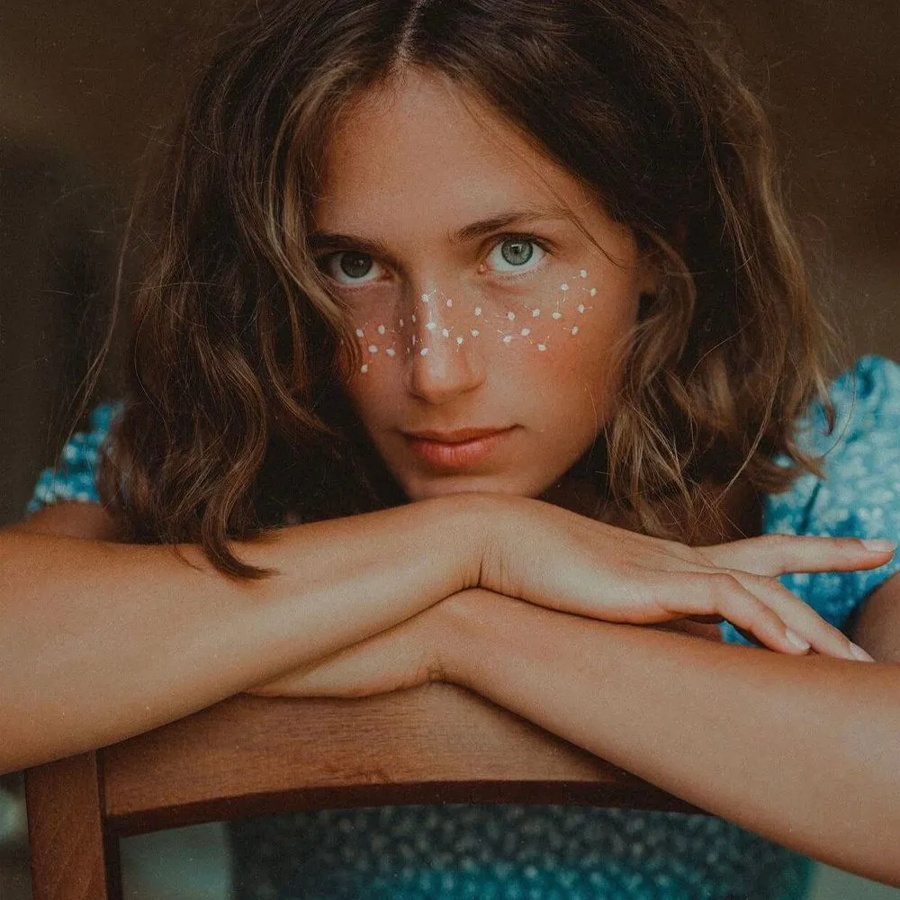 Временная татуировка - веснушки Fake Freckles: Summertime - фото 3