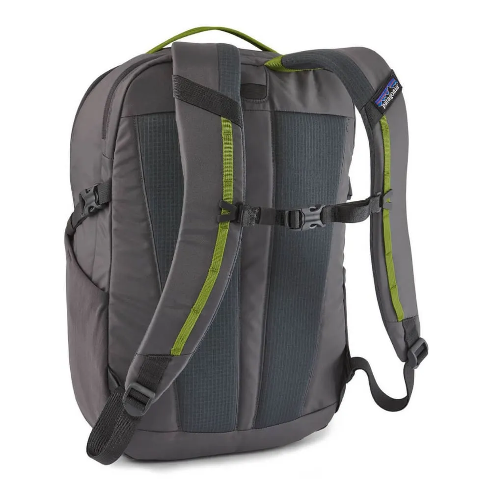 Рюкзак Patagonia Refugio Day Pack Forge Grey 26L - фото 6