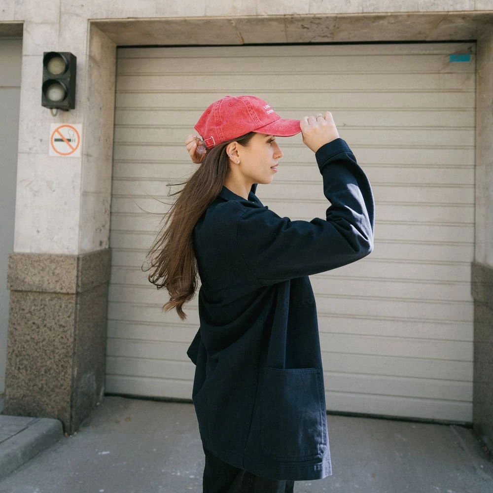 Кепка Friend Function Looking Busy красная со светонакопительной нитью - фото 6