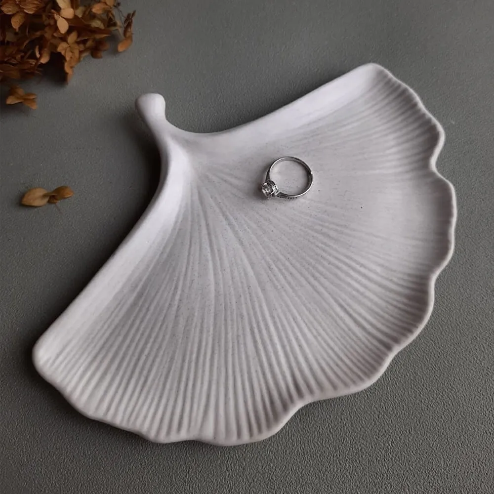 Блюдце для украшений и мелочей Лист малый Joli Home - фото 3