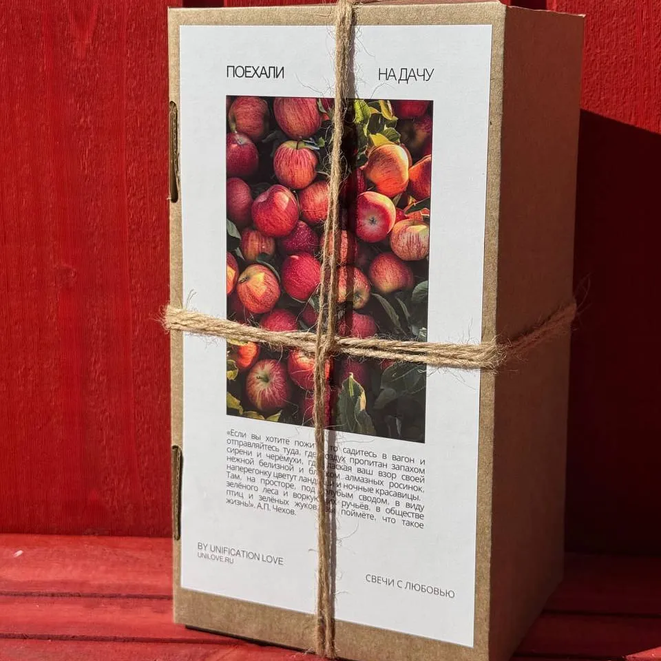 Ароматическая свеча Unification Love «Деревенский дом» голубая - фото 3