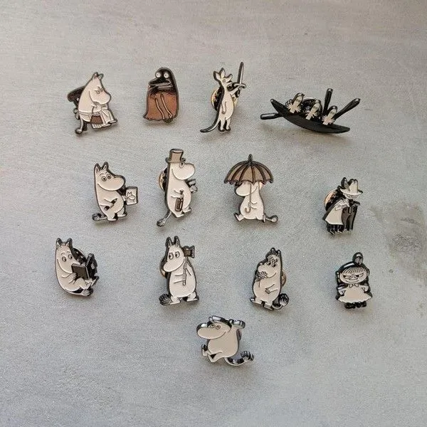 Значок Подписные издания Муми-тролли Снифф с мечом - фото 2