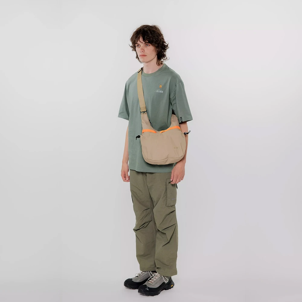 Кроссбоди сумка ELLIKER Bain Sling Bag 6.5L Sand - фото 11