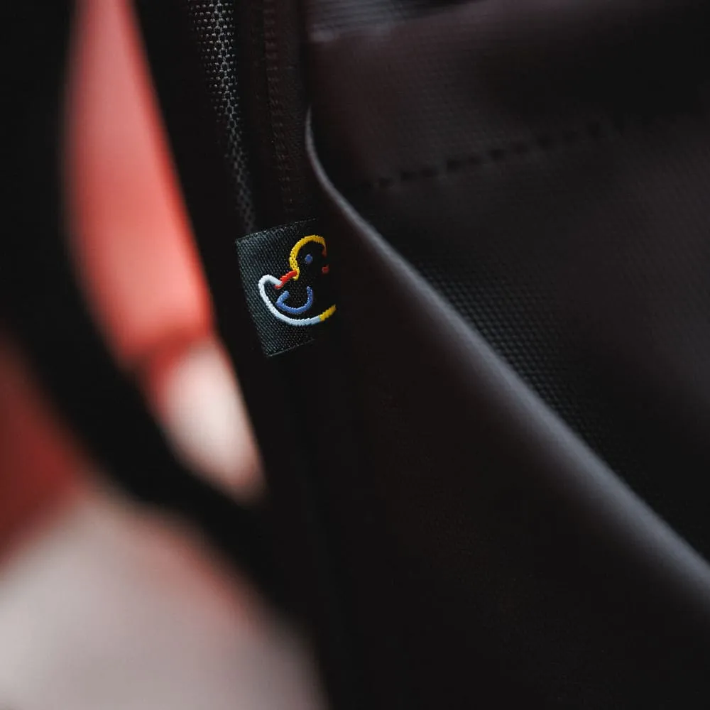 Большой рюкзак-роллтоп Friend Function прорезиненный черный - фото 7