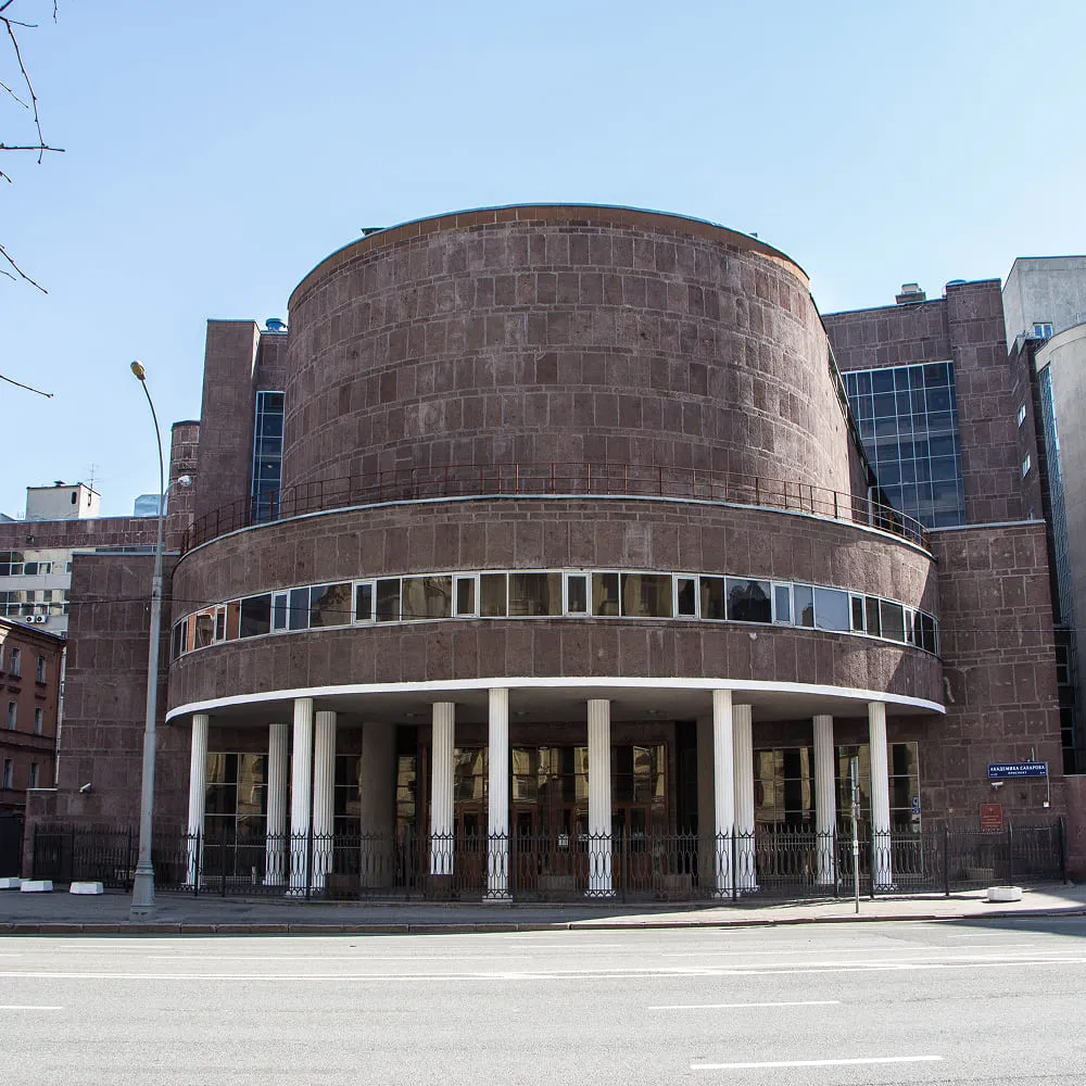 Экскурсия Здание Центросоюза: Ле Корбюзье, новая архитектура и языковой барьер, 28 февраля - фото 2