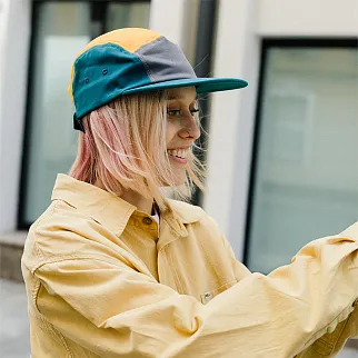 Кепка Friend Function Colorblock бирюзово-желтая