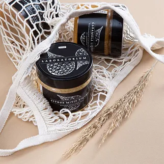 Соляной цитрусовый скраб для бодрости духа Laboratorium