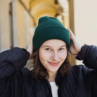 Шапка-бини Friend Function еловая