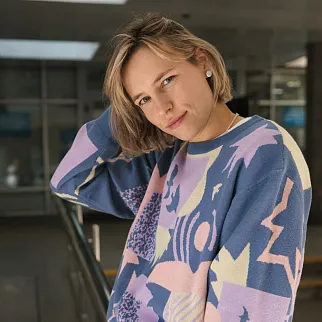 Свитер Friend Function Птичка