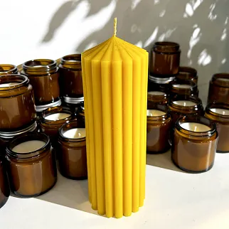 Рифленая большая свеча из пчелиного воска