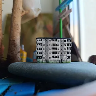 Фигурка Панелька миниатюрная