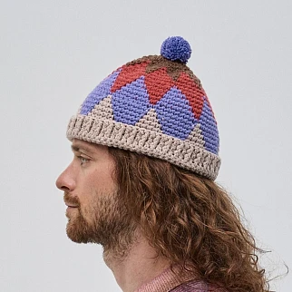 Шапка CHECK YA HEAD ромбы с помпоном 26223/223