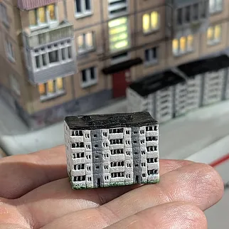 Фигурка Панелька миниатюрная