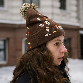Шапка Запорожец Грибочки коричневая