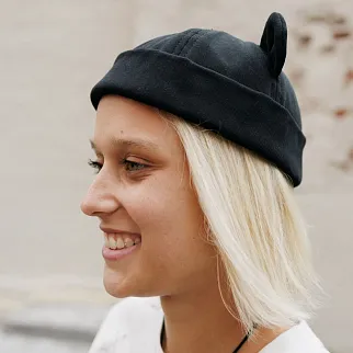 Шапка CHECK YA HEAD черная 25228/1