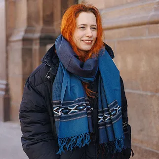 Большой шерстяной шарф Dark Marsala Folk