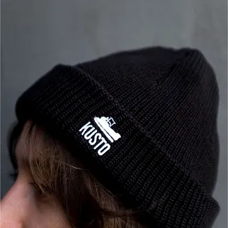 Шапка Kusto FUNKY Short черная