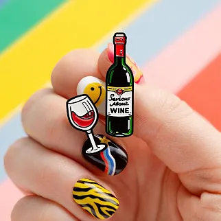 Значки Serious about (Бутылка и бокал)