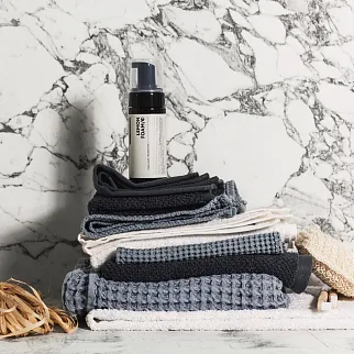 Пенка для умывания для нормальной кожи Laboratorium