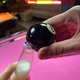 Открывашка Бильярдный шар Восьмерка