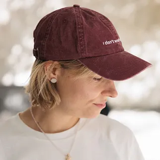 Кепка Friend Function I don't work here вишневая