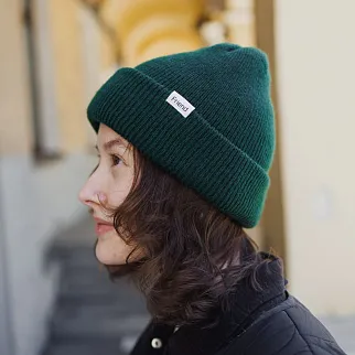 Шапка-бини Friend Function еловая