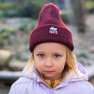 Шапка Kusto KIDS бордовая с вышивкой