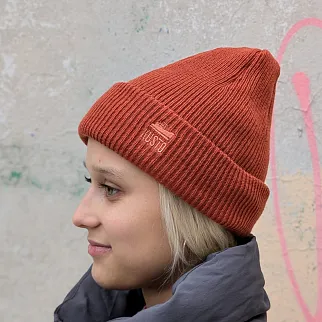 Шапка Kusto One терракотовая с вышивкой