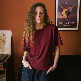 Футболка Friend Function базовая вишня