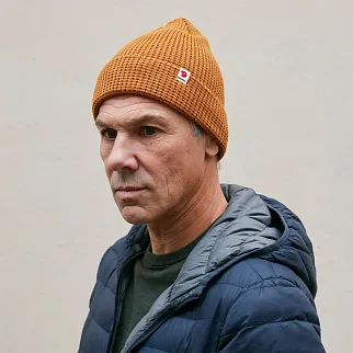 Шапка Fjallraven Tab Hat Acorn (166)