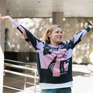 Свитер Friend Function Футуризм